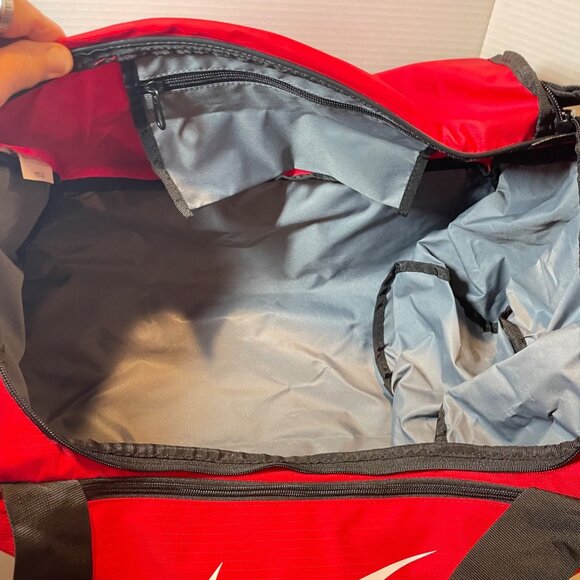 Nike Red & Black Duffle Bag With White Logo 2503 Cu In Capacity Durable Polyeste - Picture 10 of 16